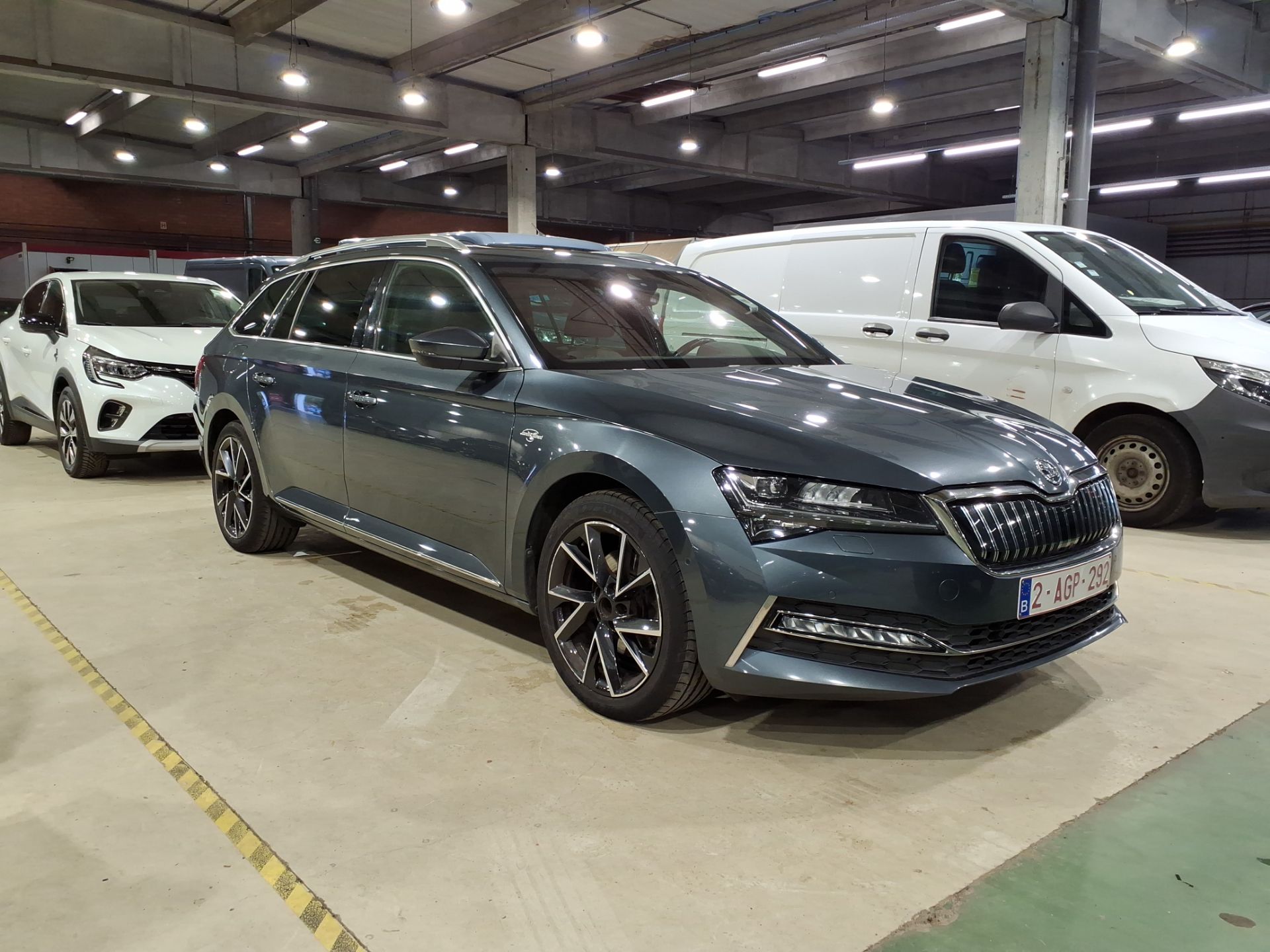 Škoda Superb Combi 1.4 TSI L&K