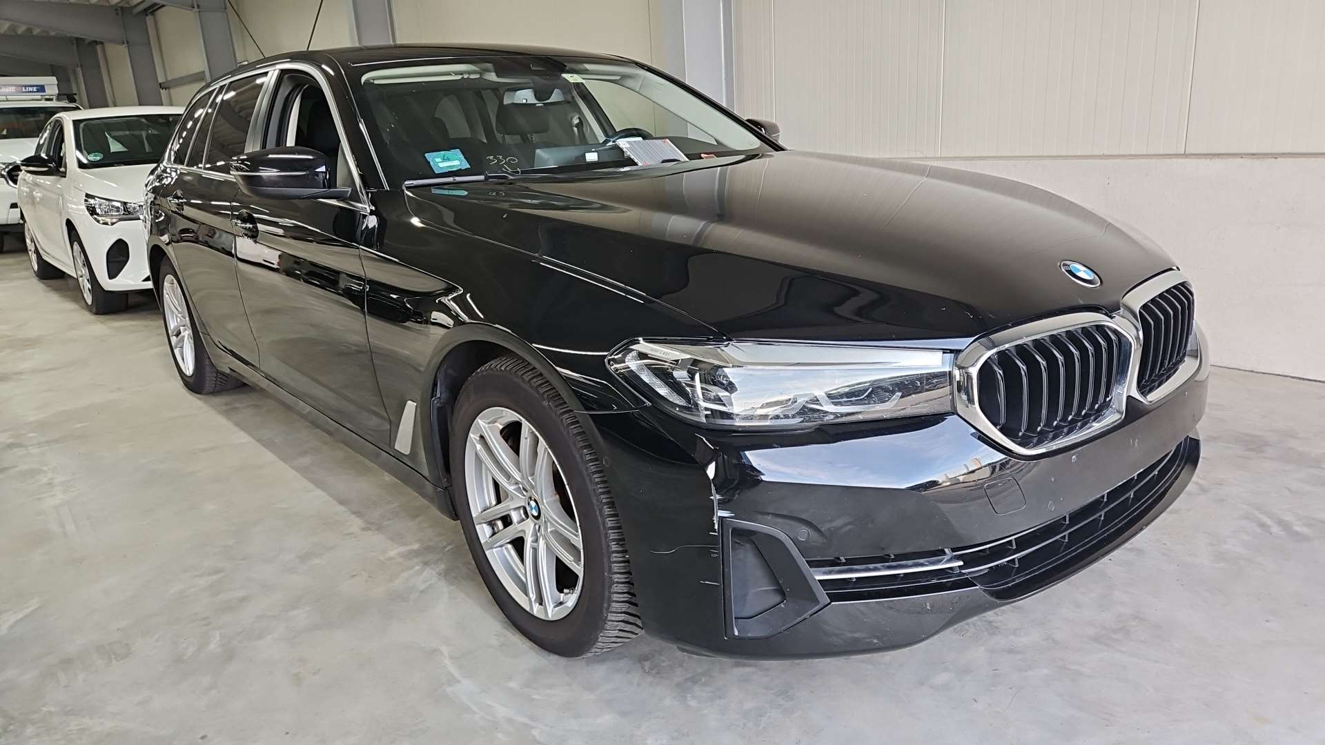 BMW 5 Series Touring 530e