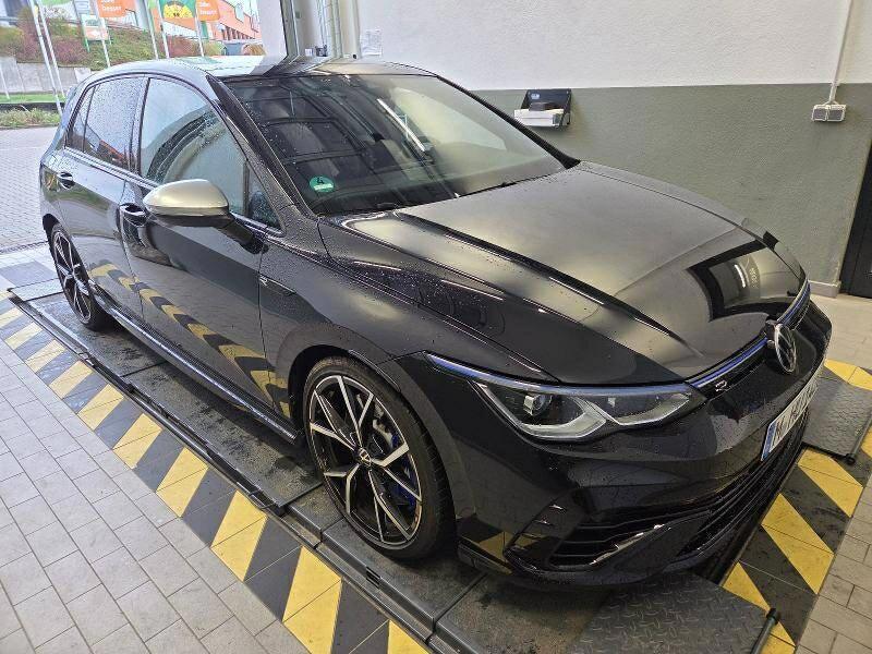 Volkswagen Golf 2.0 TSI