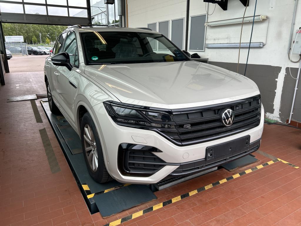 Volkswagen Touareg 3.0 TDI R-Line