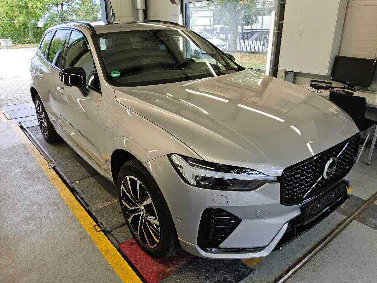 Volvo XC60 B5 Ultra Dark