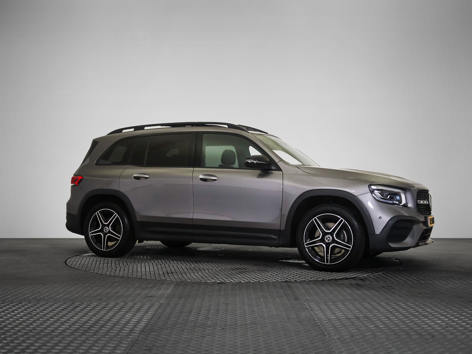 Mercedes-Benz GLB 200 Business Solution AMG