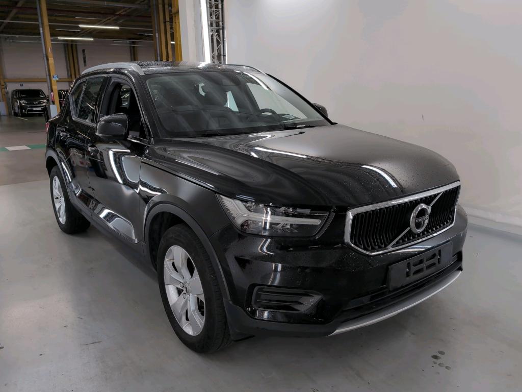Volvo XC40 1.5 T2 Momentum Pro