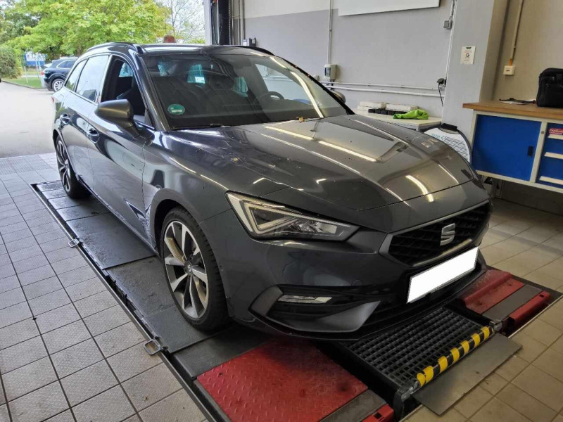 Seat Leon Sportstourer 2.0 TDI FR