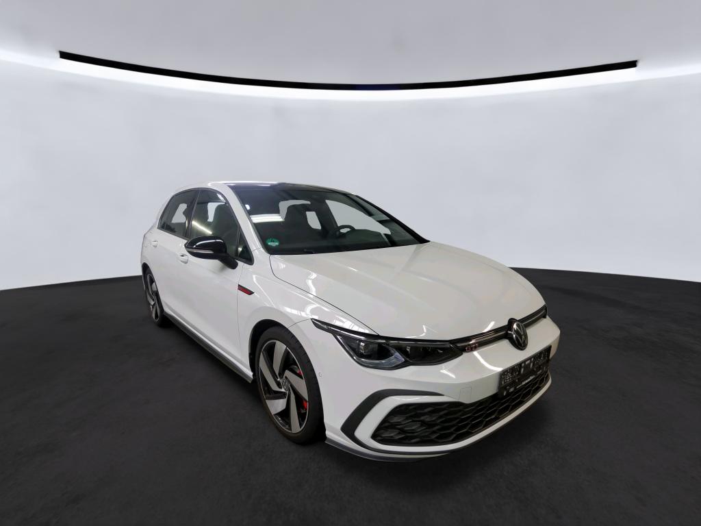 Volkswagen Golf 2.0 TSI