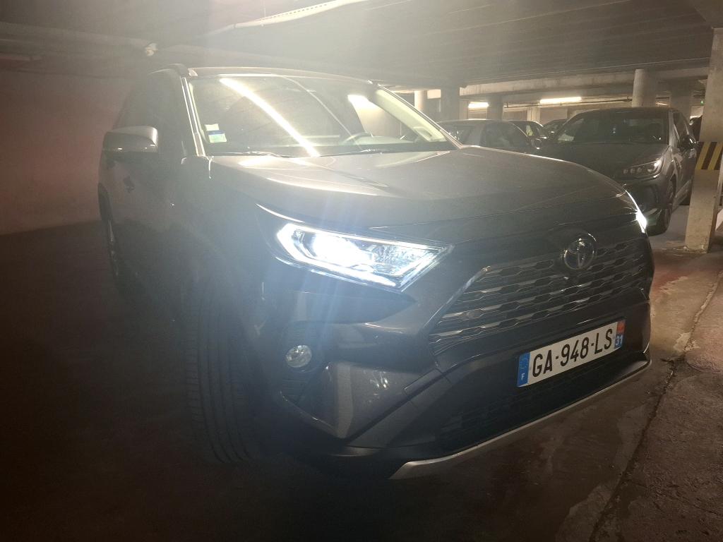 Toyota Rav4 2.5 Lounge