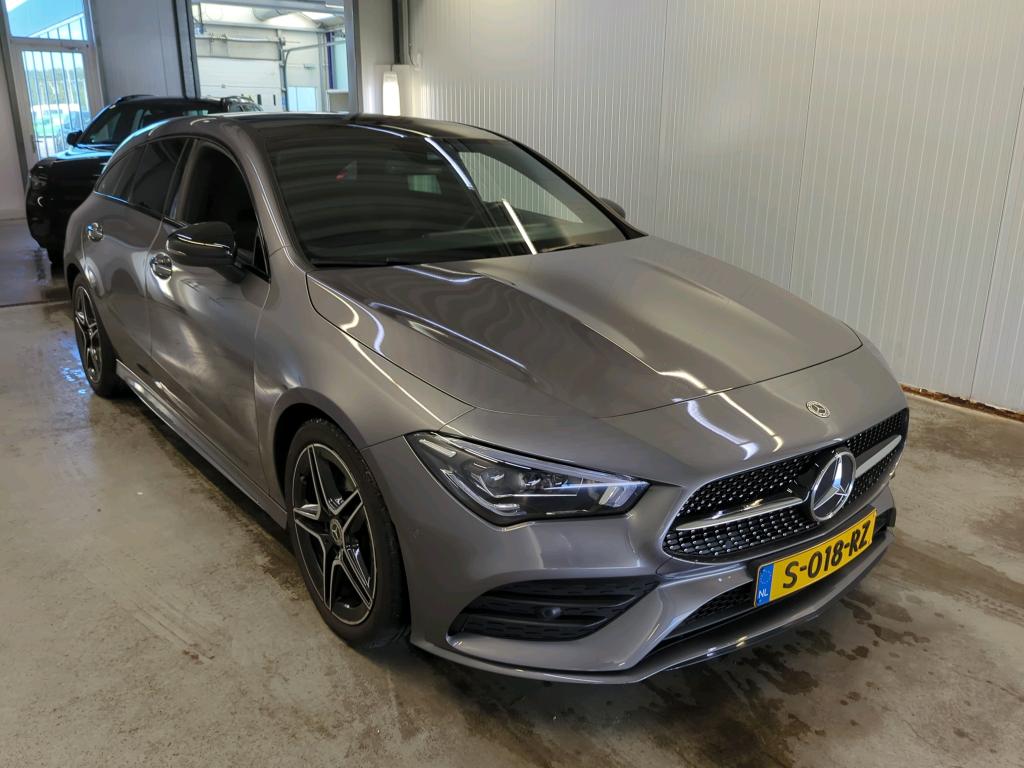 Mercedes-Benz CLA Shooting Brake 200 AMG Line