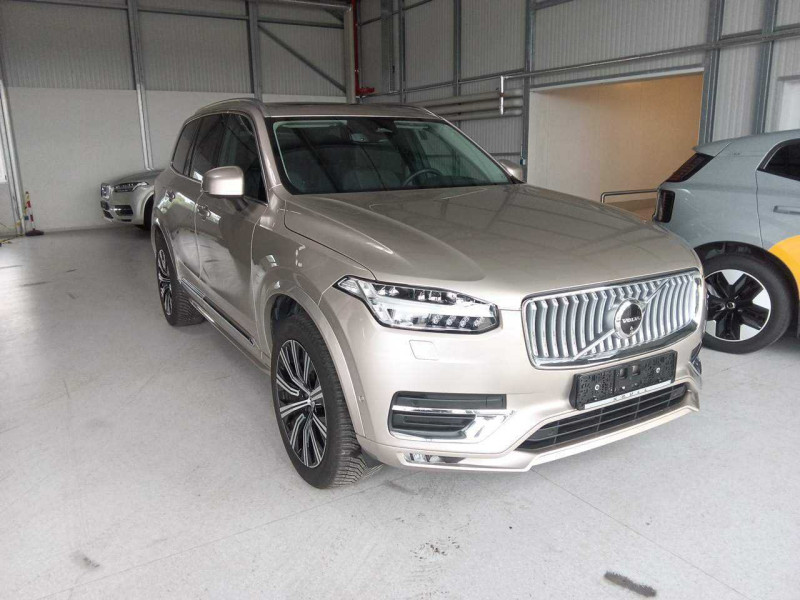 Volvo XC90 B5 Plus Bright