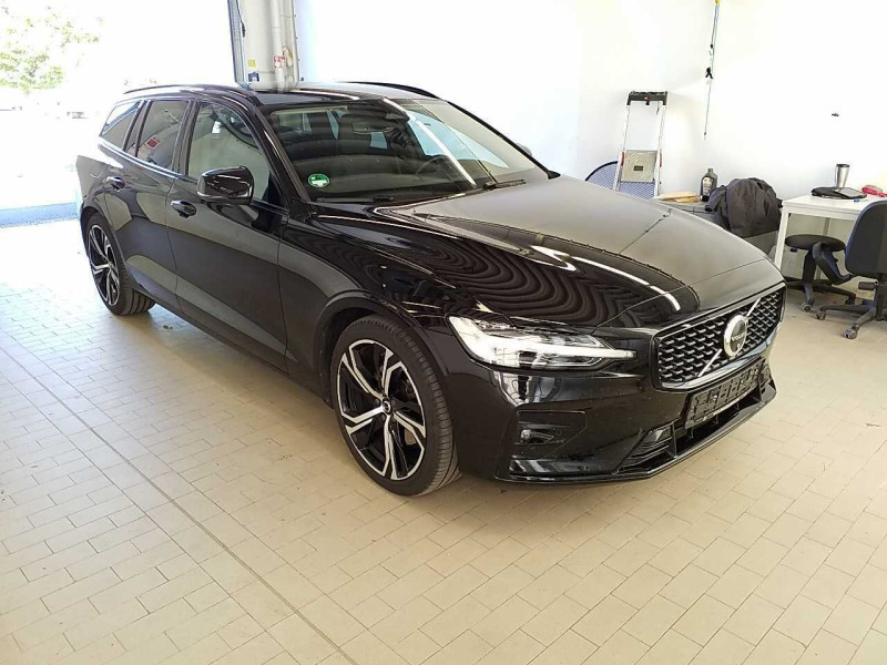Volvo V60 B4 Plus Dark