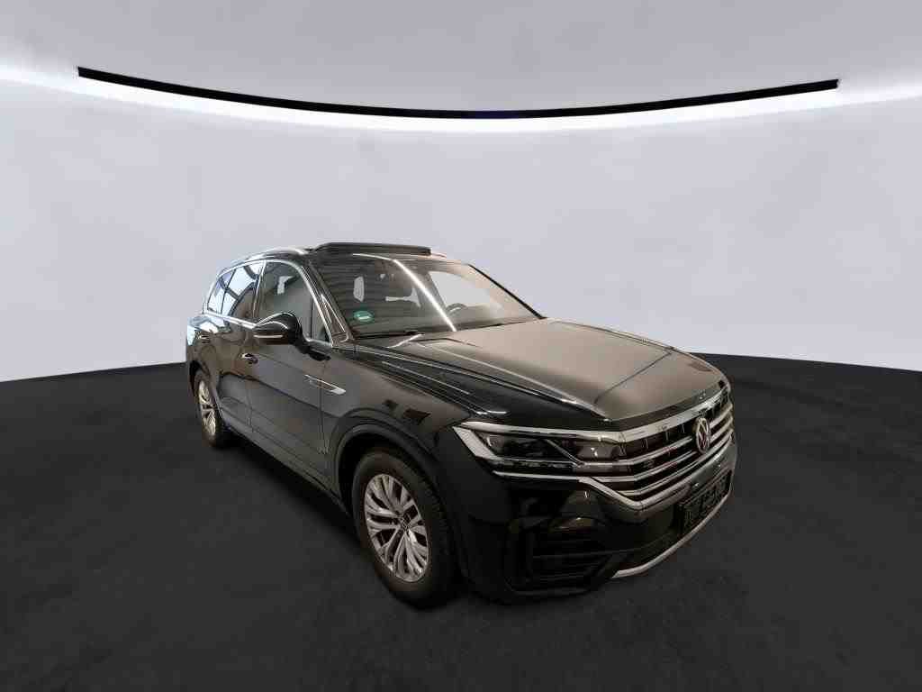 Volkswagen Touareg 3.0 TDI R-Line
