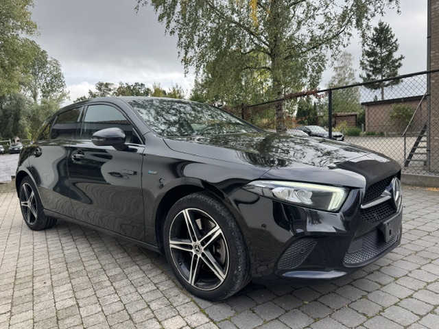 Mercedes-Benz A 250e Progressive