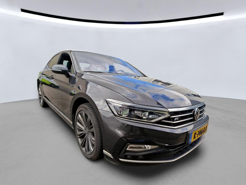 Volkswagen Passat 1.5 TSI R-Line