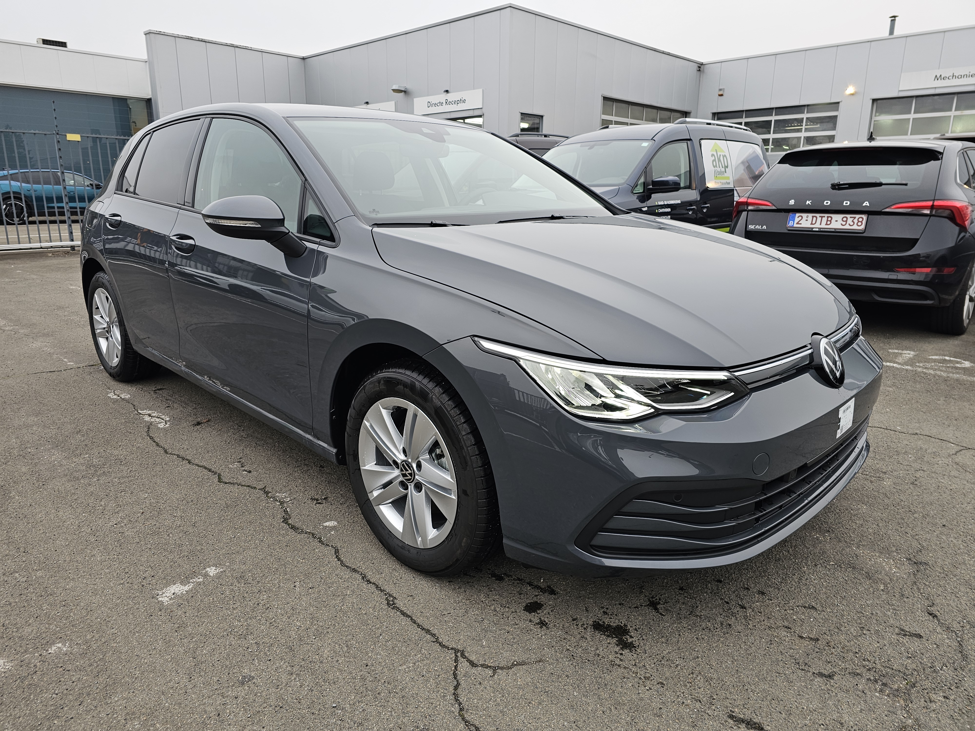 Volkswagen Golf 1.0 eTSI Life