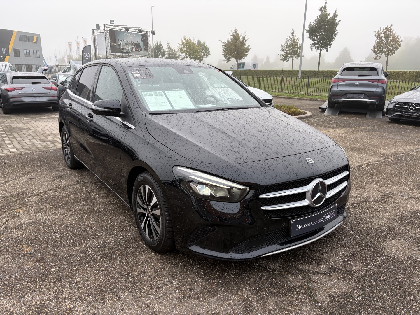 Mercedes-Benz B 180d