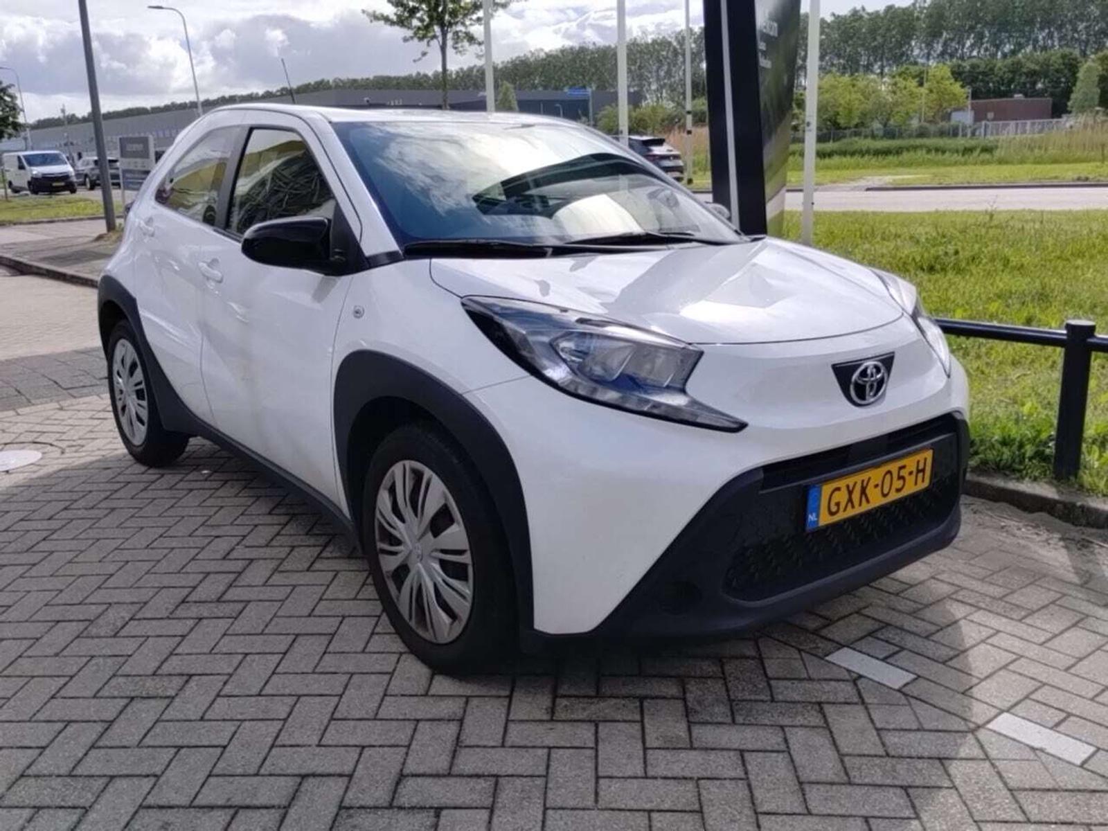 Toyota Aygo X 1.0 VVT-i Play