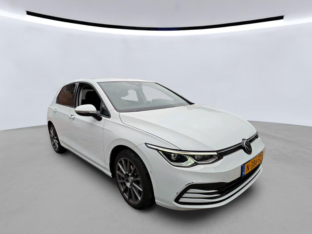 Volkswagen Golf 1.5 eTSI Life Business