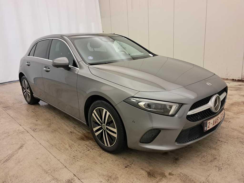 Mercedes-Benz A 250e Luxury Line