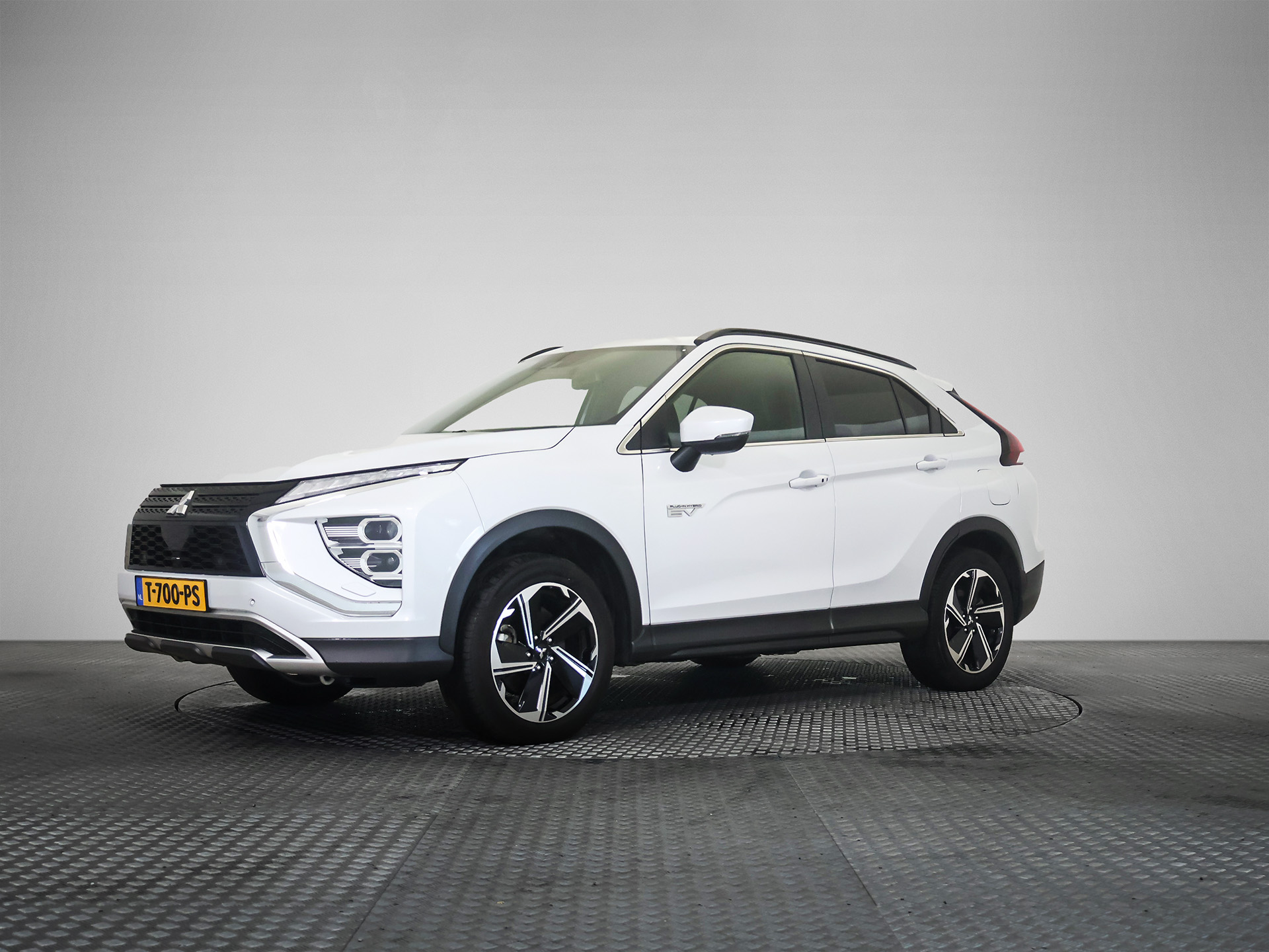 Mitsubishi Eclipse Cross 2.4