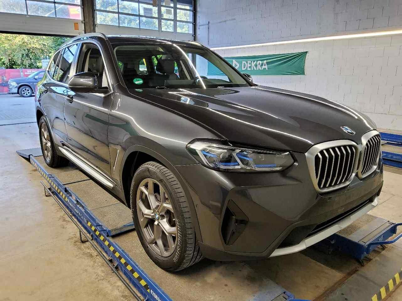 BMW X3 20i