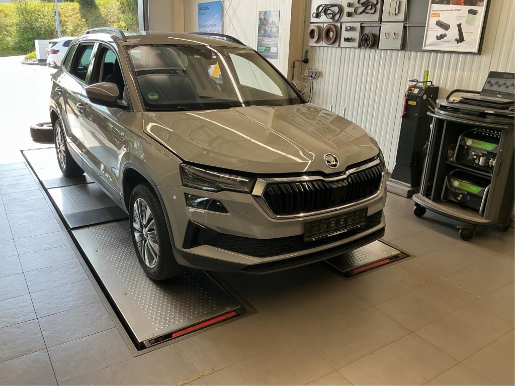 Škoda Karoq 1.5 TSI Tour