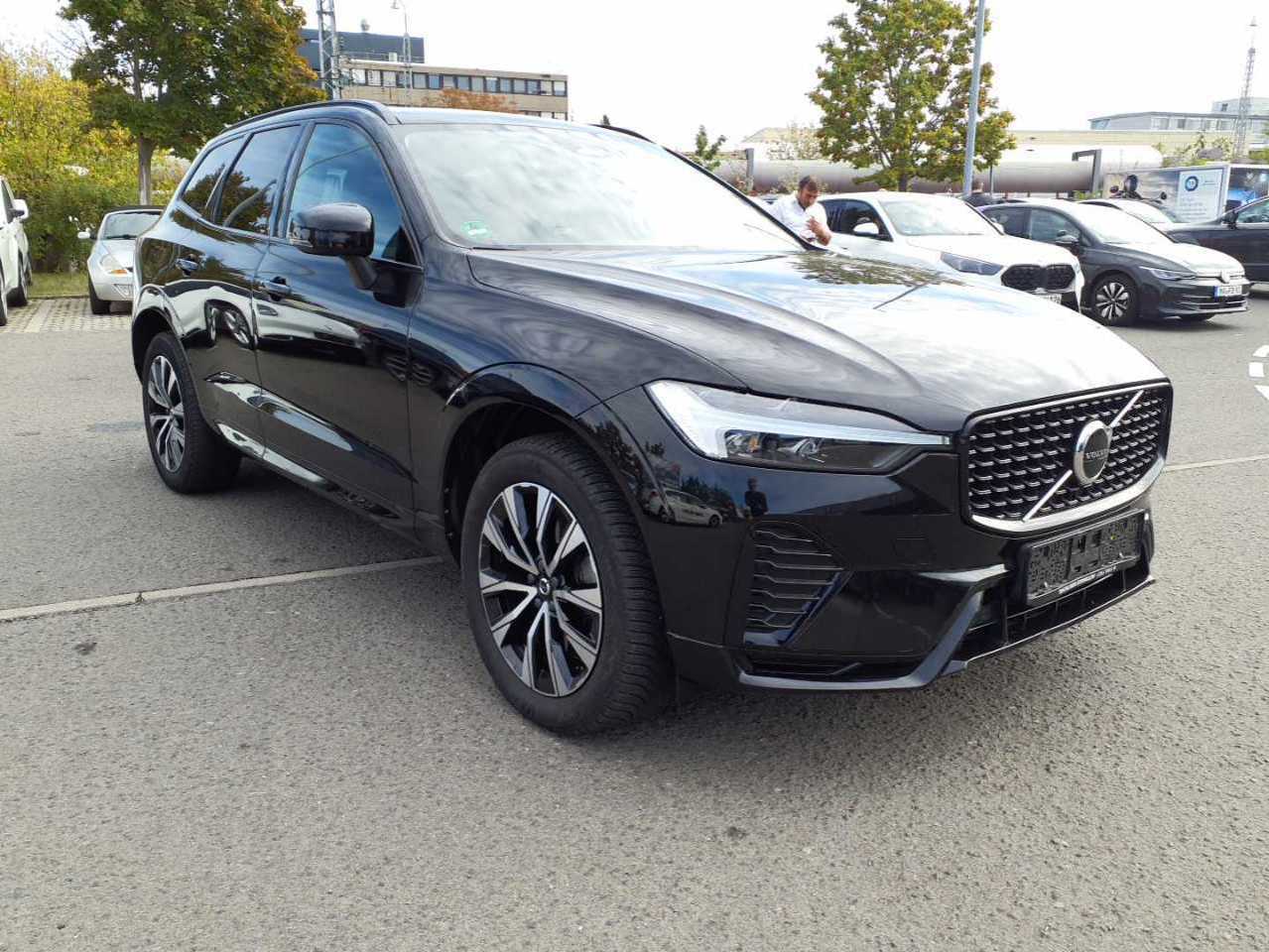 Volvo XC60 B4 Plus Dark