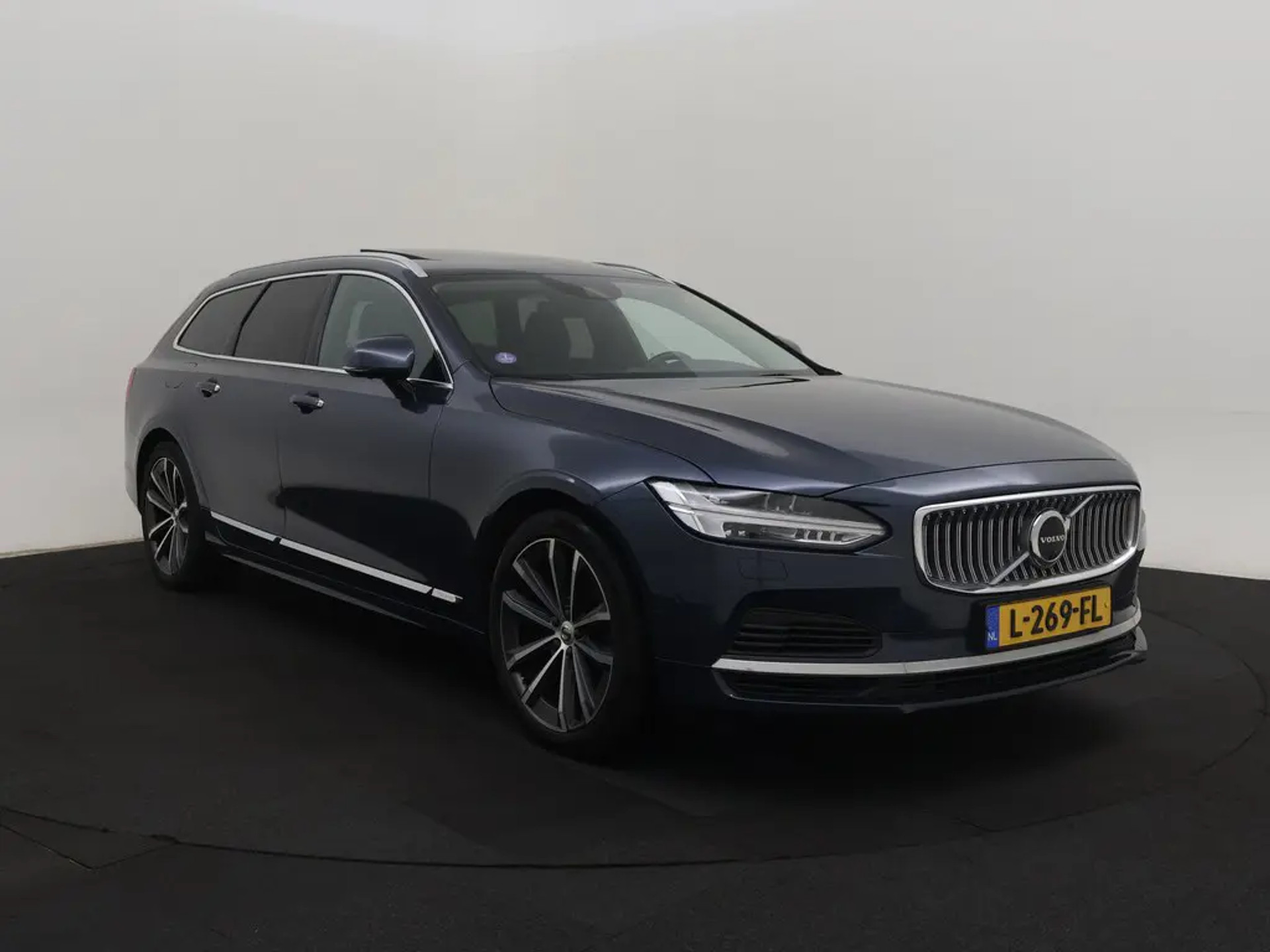 Volvo V90 T8 Inscription