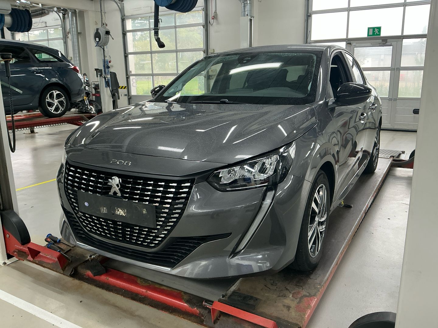 Peugeot 208 Active Pack PureTech 75 UA!' Hatchback