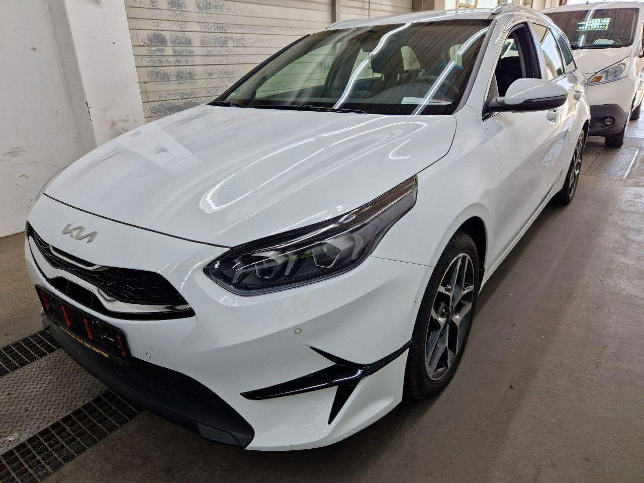 Kia Ceed SW 1.5 GDI Platinum