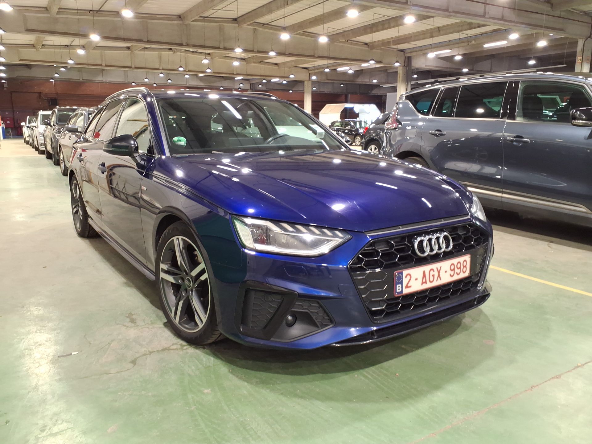 Audi A4 Avant 30 TDI Sport
