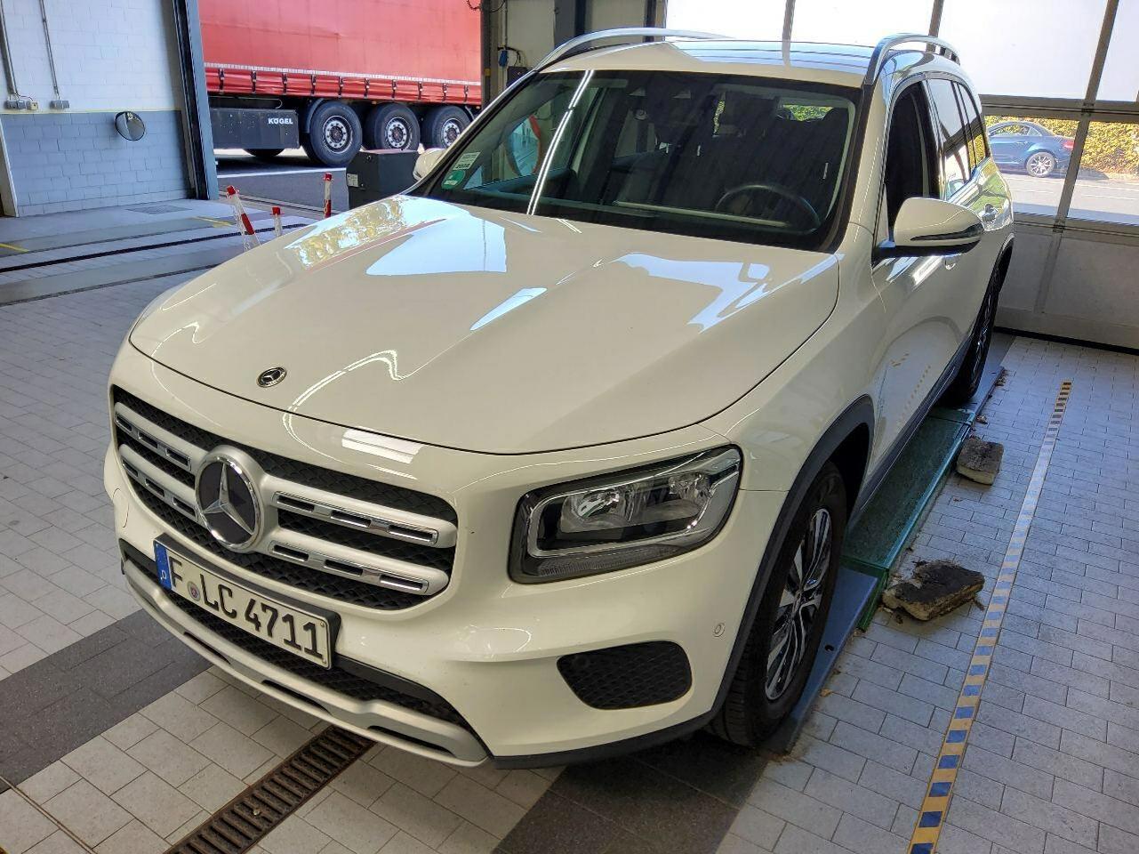 Mercedes-Benz GLB 200 Style