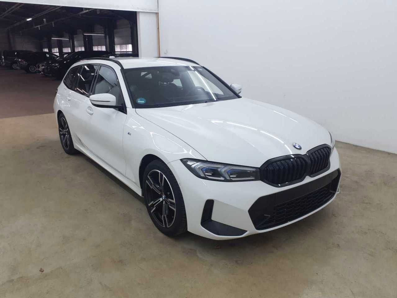 BMW 3 Series Touring 318i M Sport