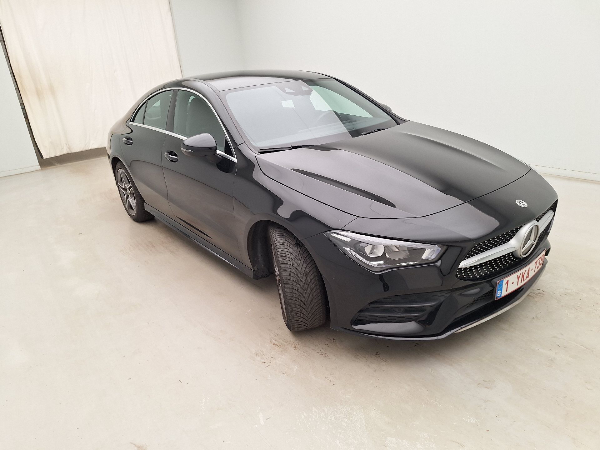 Mercedes-Benz CLA 180d