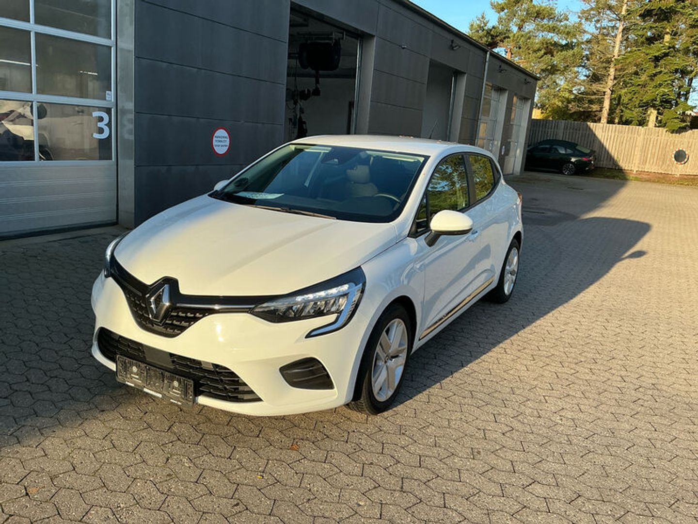 Renault Clio 1.0 TCe 90 Zen UA!' Hatchback