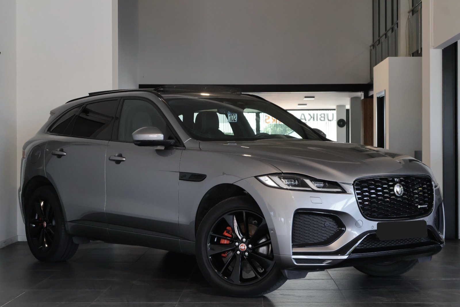 Jaguar F-Pace 2.0 R-Dynamic