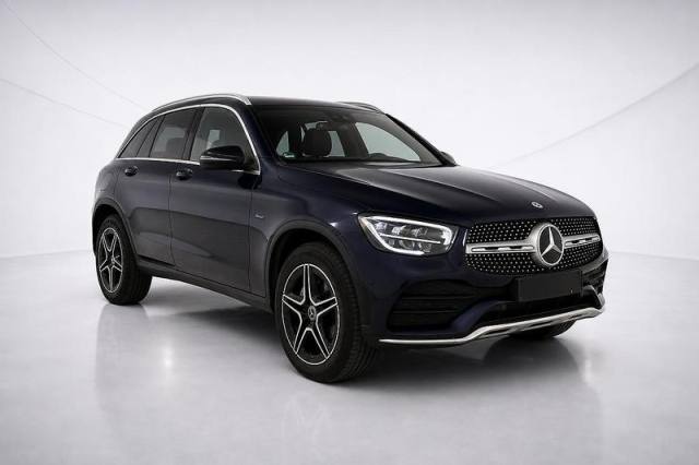 Mercedes-Benz GLC 300e AMG Line