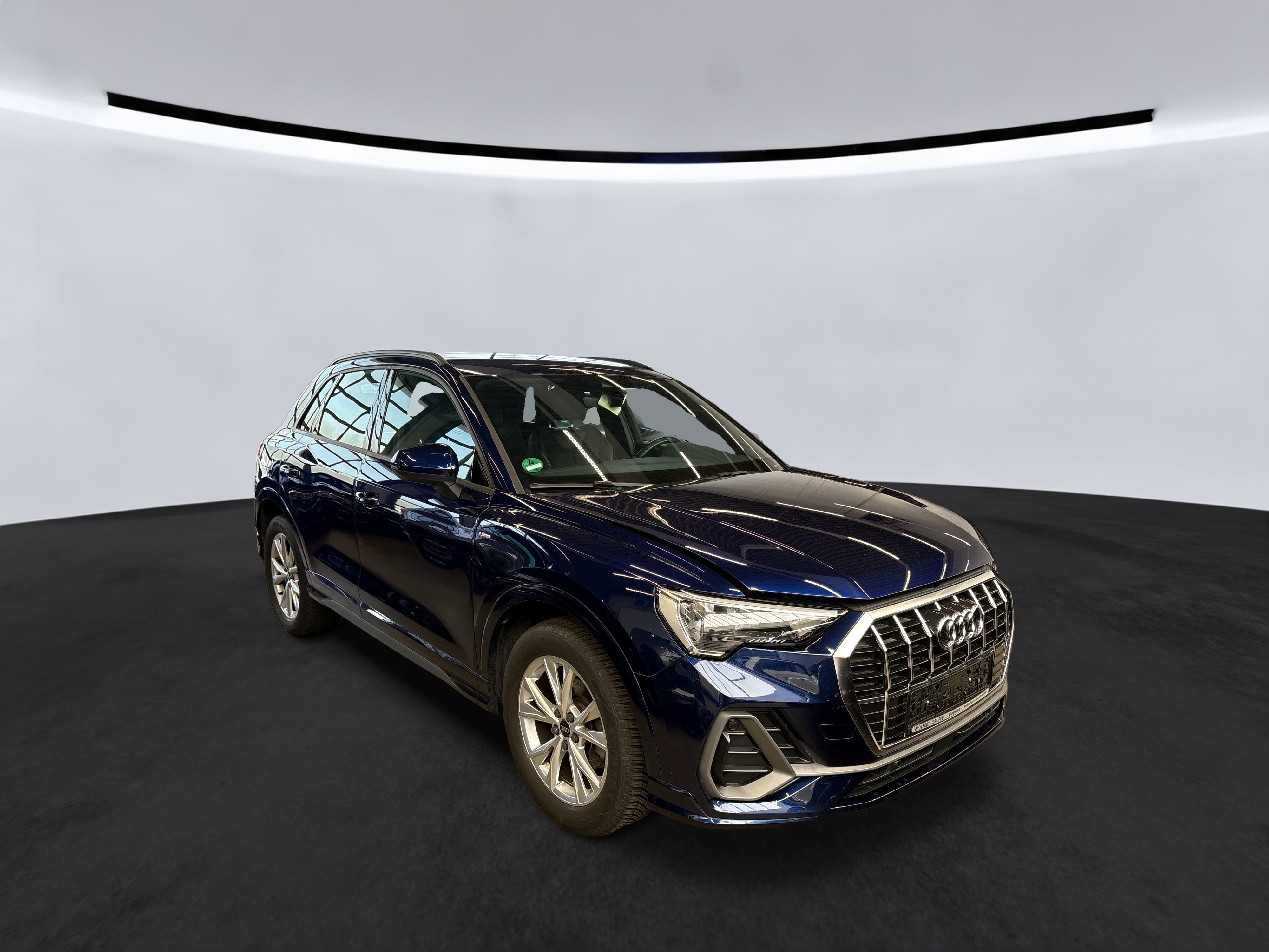 Audi Q3 35 TDI S Line