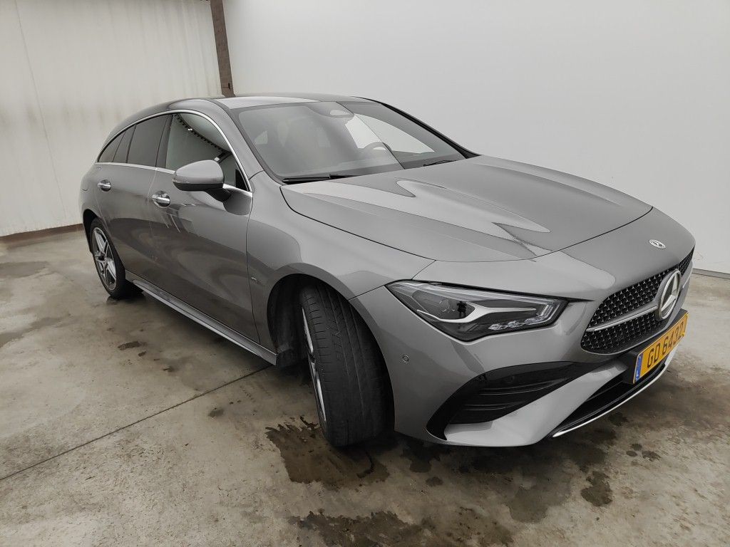Mercedes-Benz CLA Shooting Brake 250e AMG Line