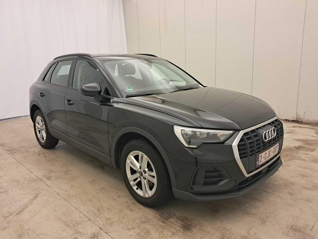 Audi Q3 35 TDI Attraction