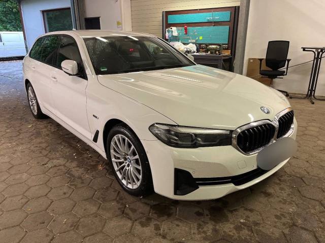 BMW 5 Series Touring 530e