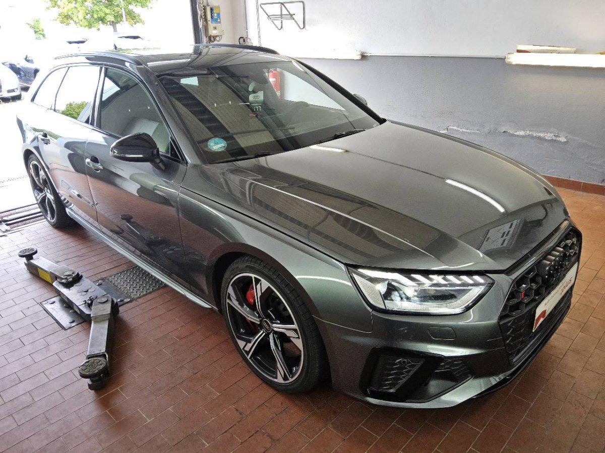 Audi S4 Avant 3.0