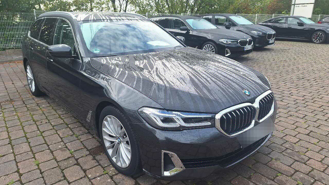 BMW 5 Series Touring 520d Luxury