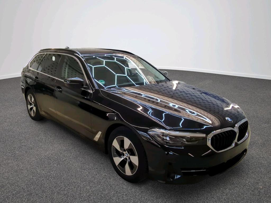BMW 5 Series Touring 520i