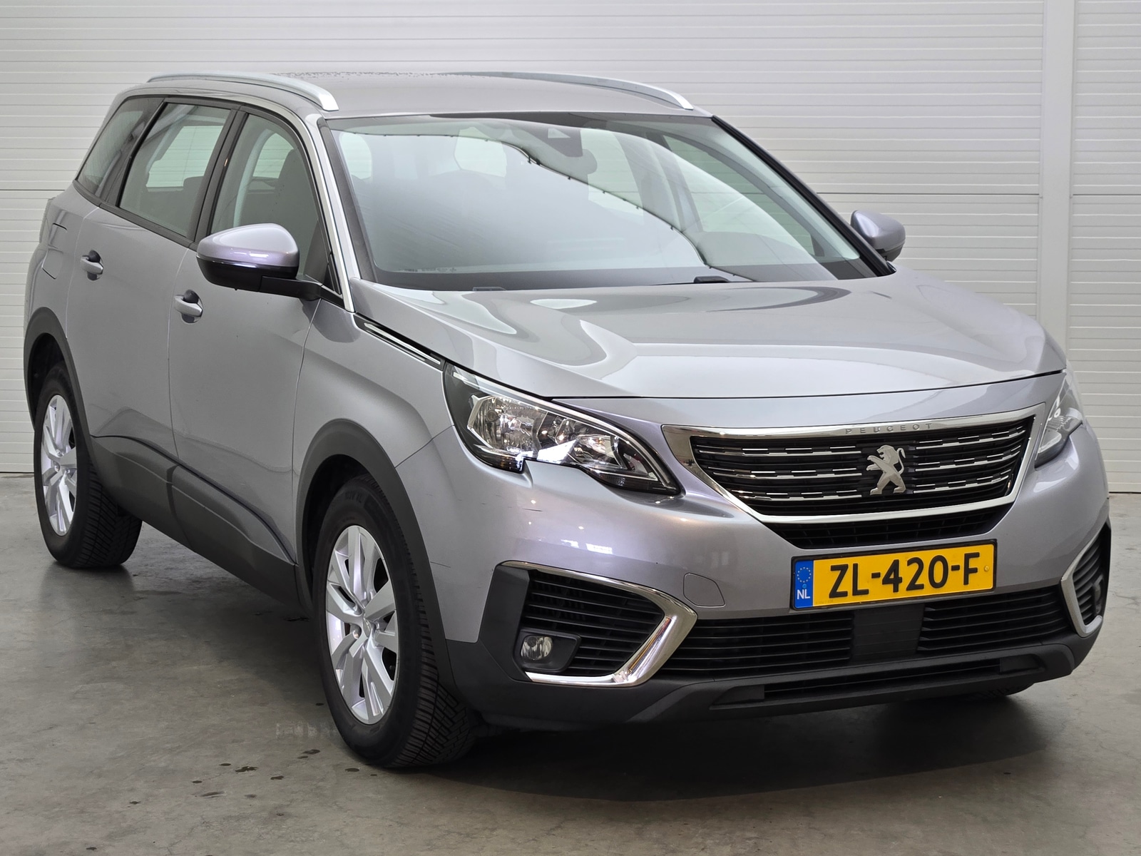 Peugeot 5008 1.2i Executive