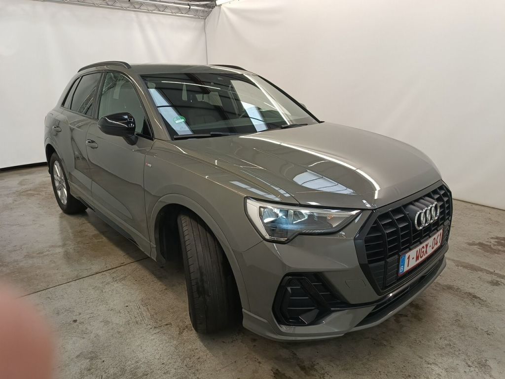 Audi Q3 35 TDI S Line