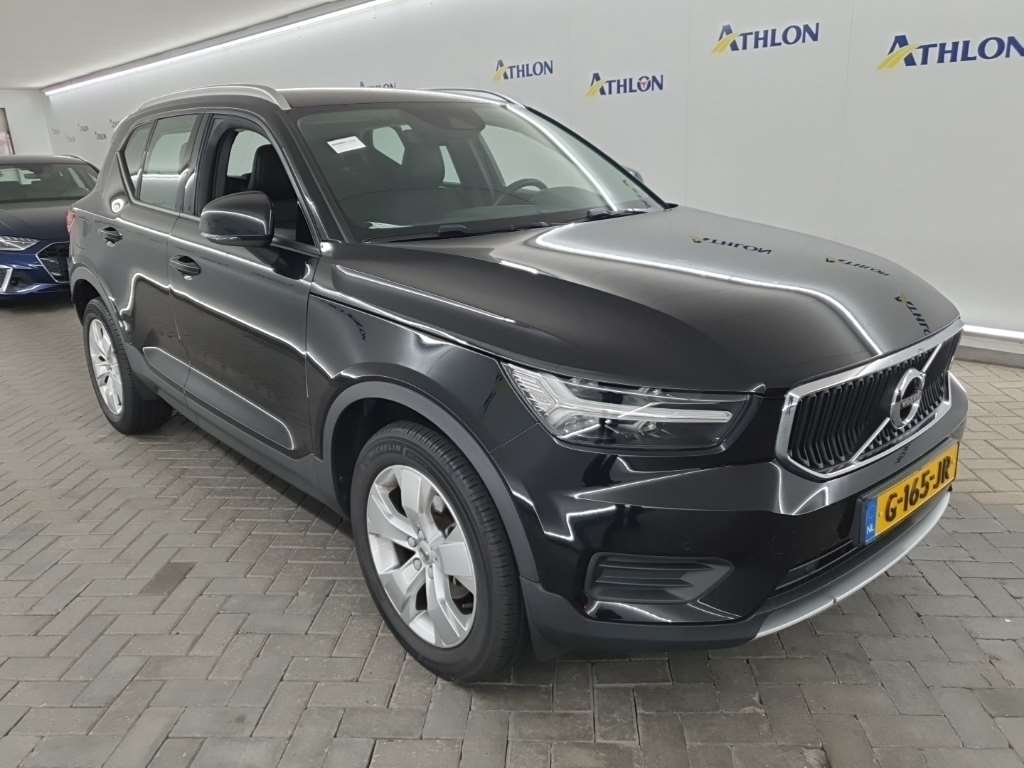 Volvo XC40 T3 Momentum Pro