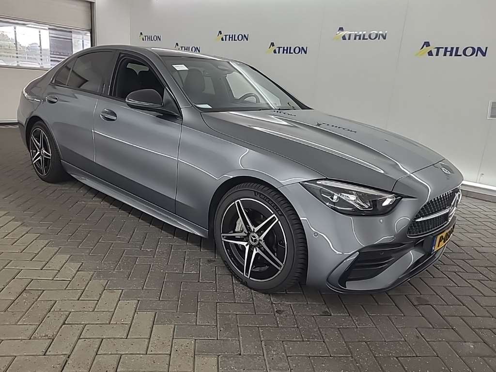 Mercedes-Benz C 300e AMG Line