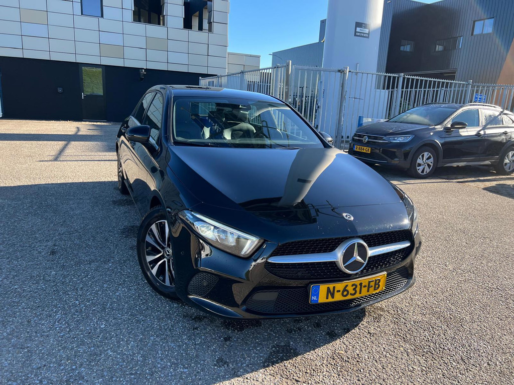 Mercedes-Benz A 180 Business Solution