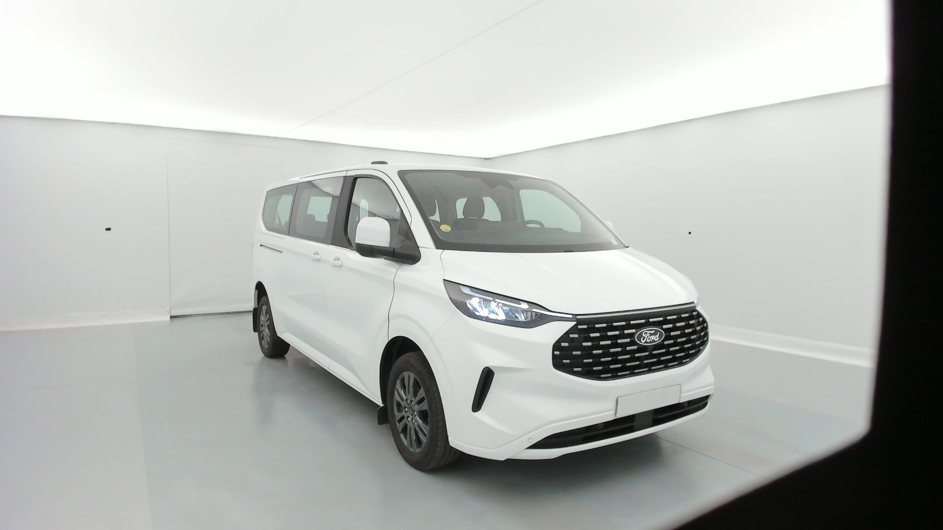 Ford Tourneo Custom Titanium 320 L2H1 2.0 EcoBlue 150 ch