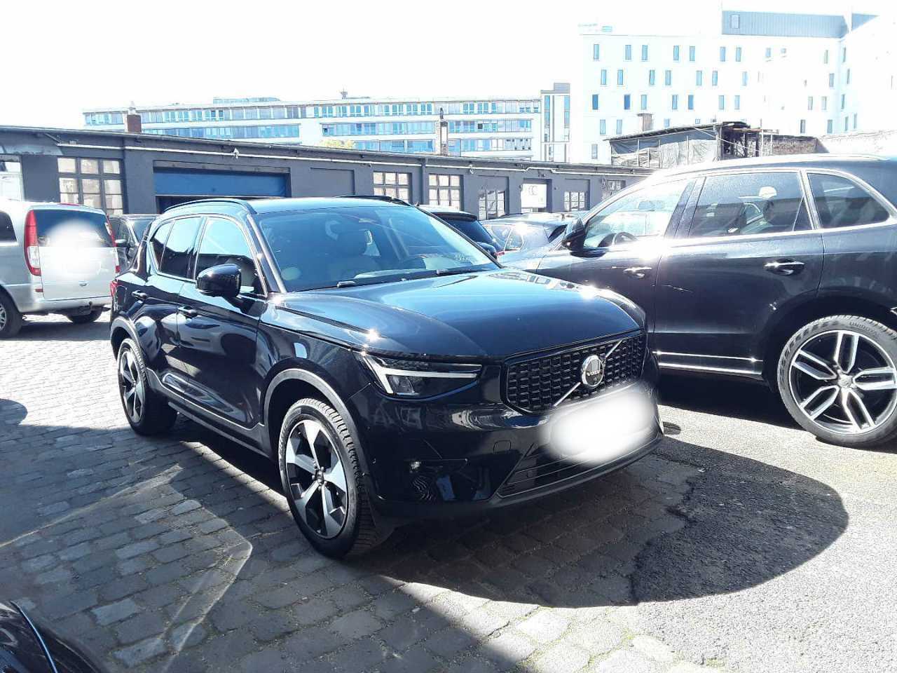 Volvo XC40 B4 Plus Dark