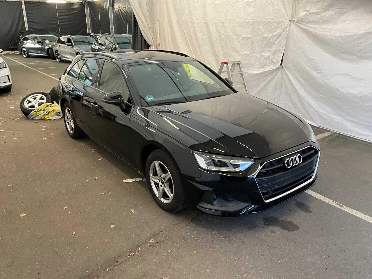 Audi A4 Avant 30 TDI